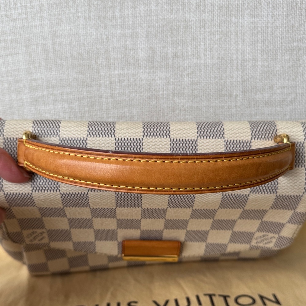 Louis Vuitton Damier Azur Croisette *Firm Price* - Picture 3 of 15
